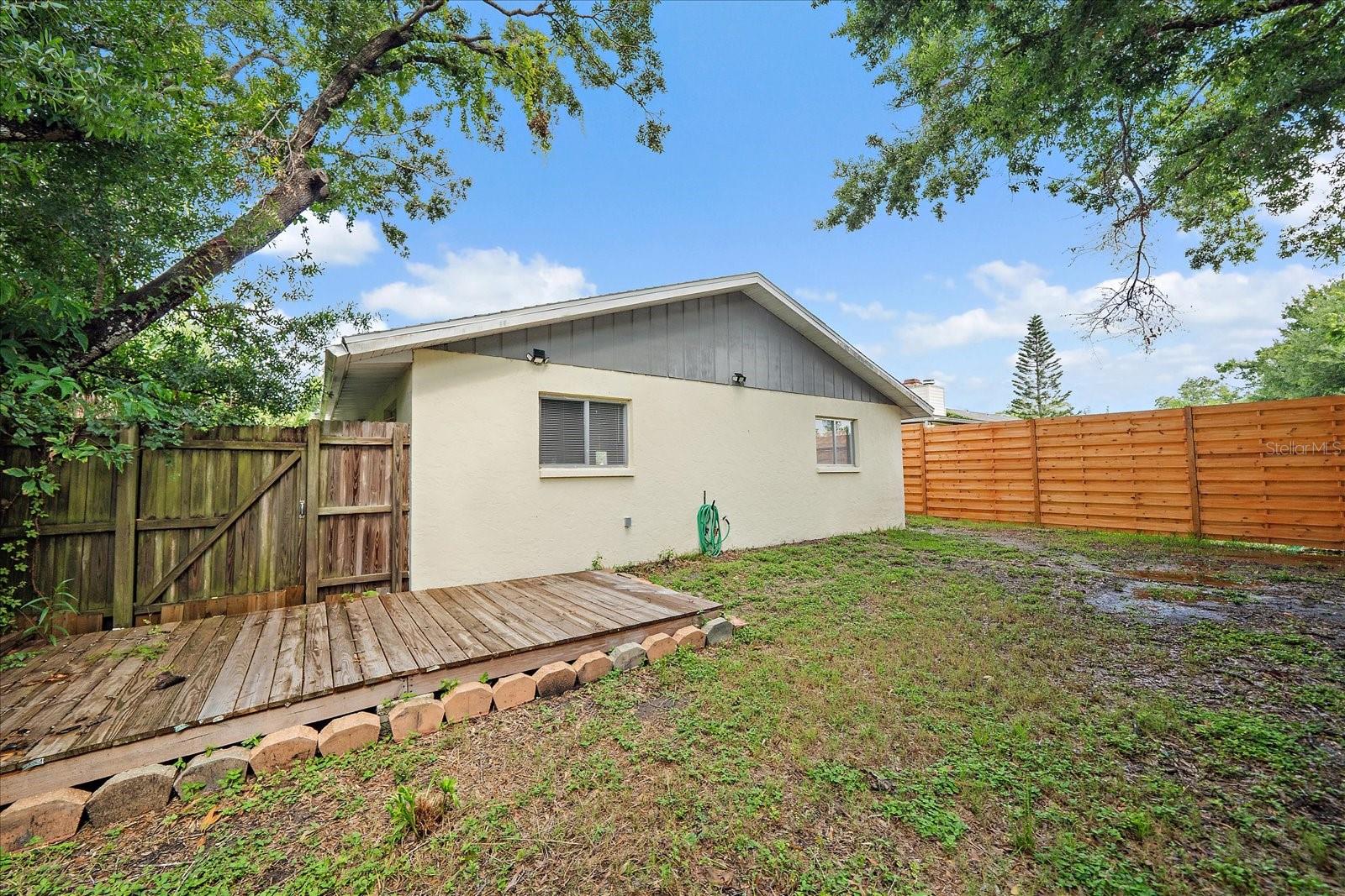 ORANGE GROVE PARK - Residential Lease