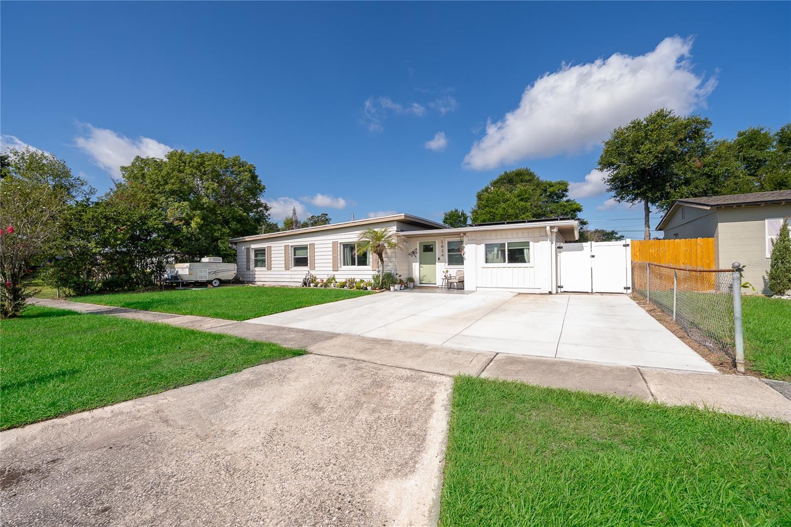 AZALEA PARK SEC 27 - Residential