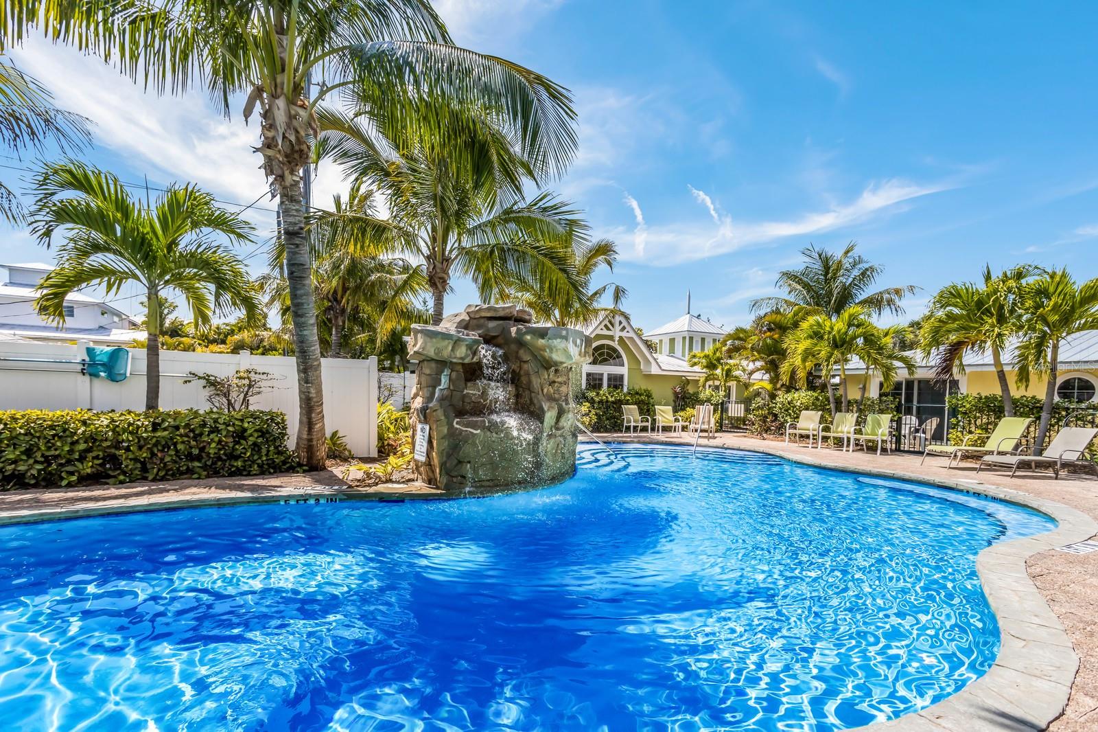 THE BLUE LAGOON - Residential