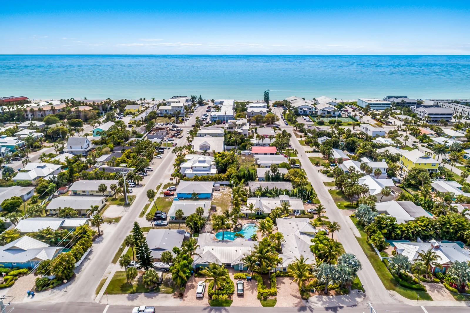 THE BLUE LAGOON - Residential