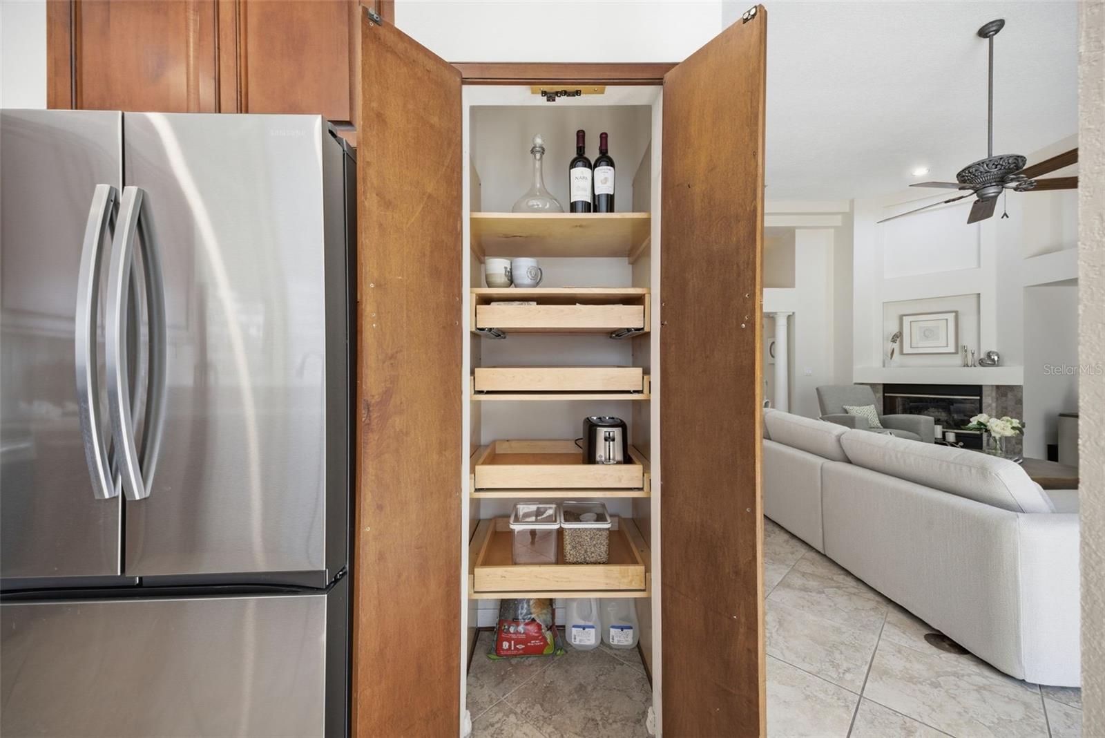 PARCEL B - THE PINNACLE - Residential