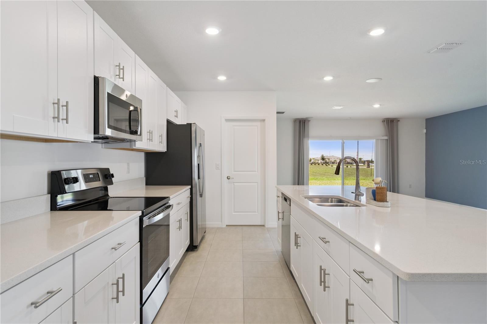 SCENIC TERRACE SOUTH PH 1 - Residential