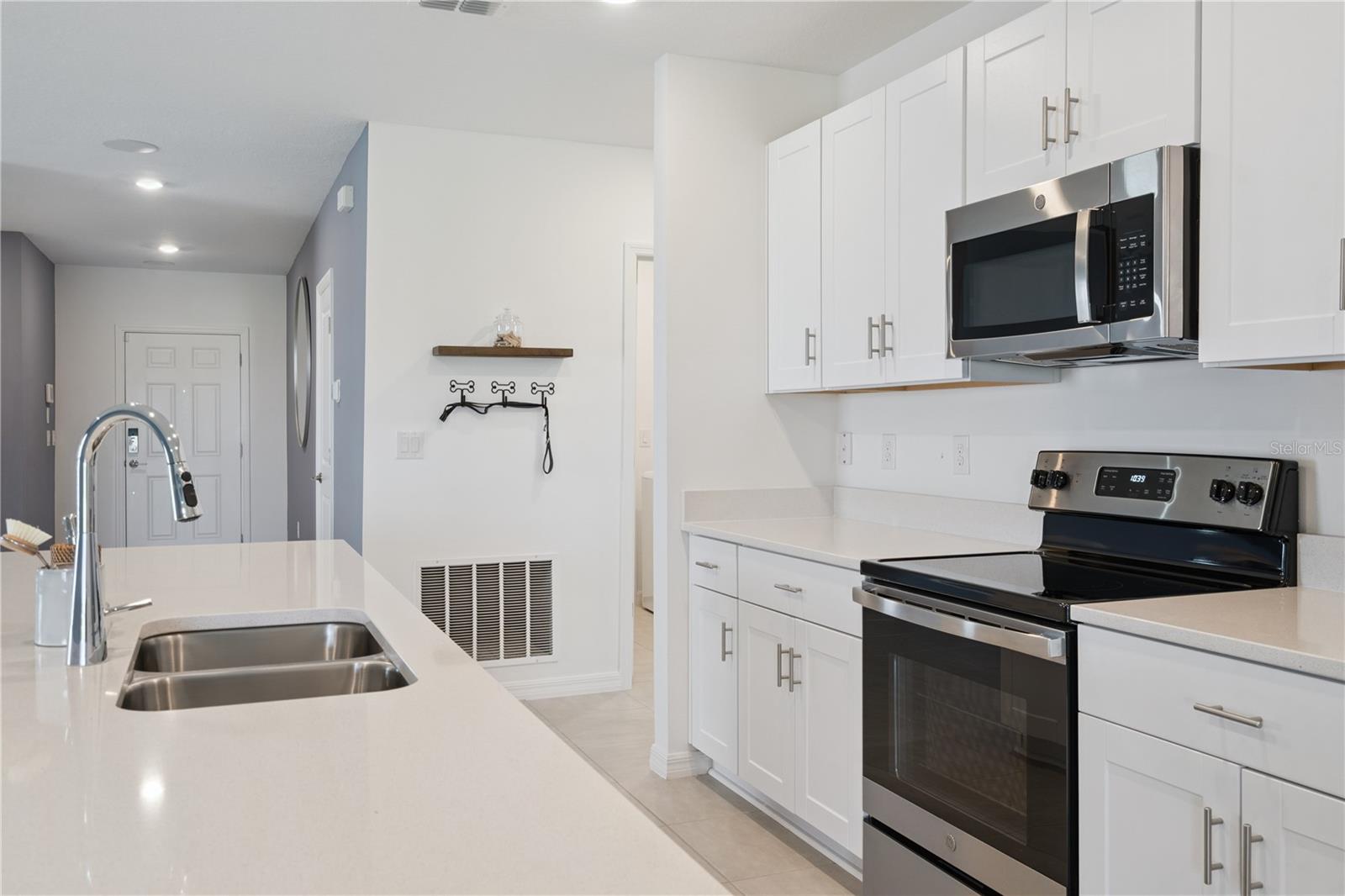 SCENIC TERRACE SOUTH PH 1 - Residential