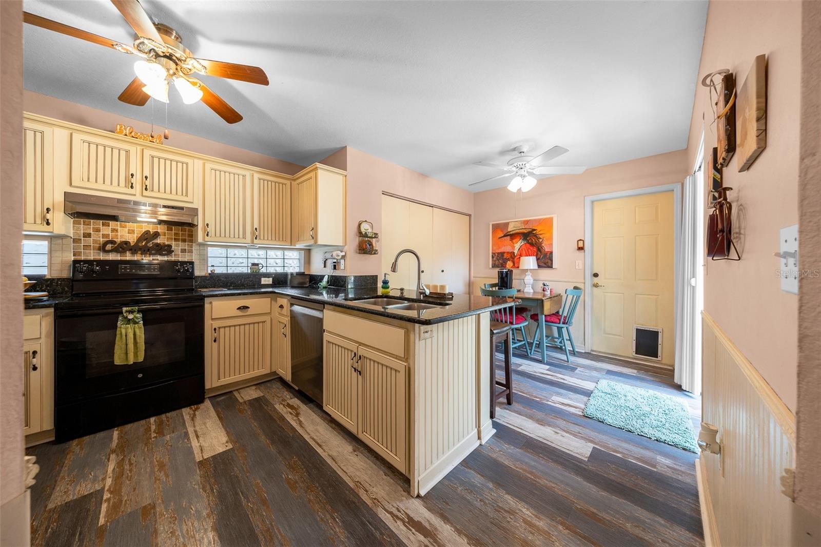 OAK RUN HILLSIDE - Residential
