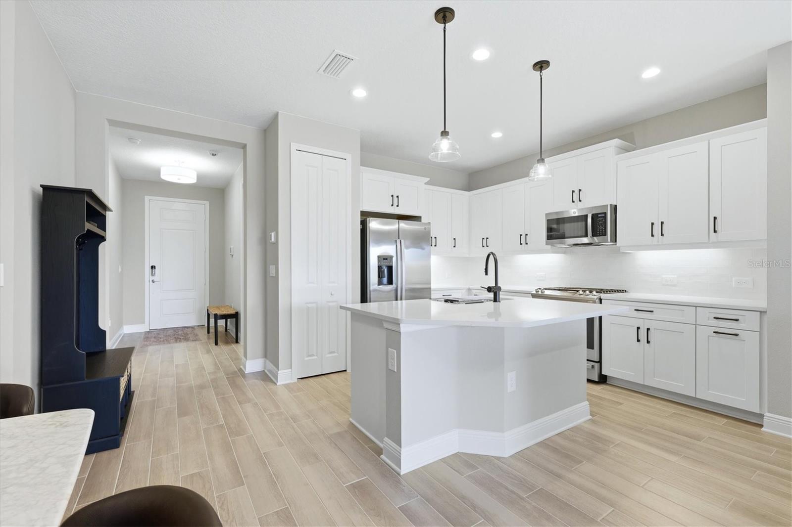 WINDWARD/LAKEWOOD RANCH PH 2 R - Residential