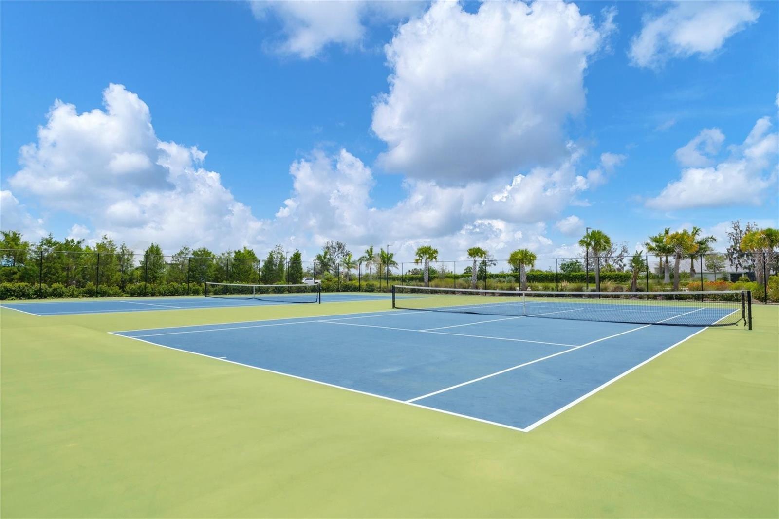 WINDWARD/LAKEWOOD RANCH PH 2 R - Residential