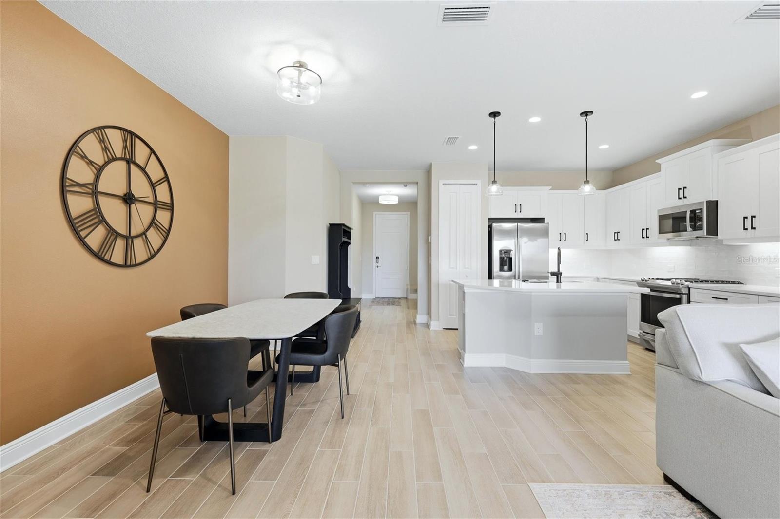 WINDWARD/LAKEWOOD RANCH PH 2 R - Residential