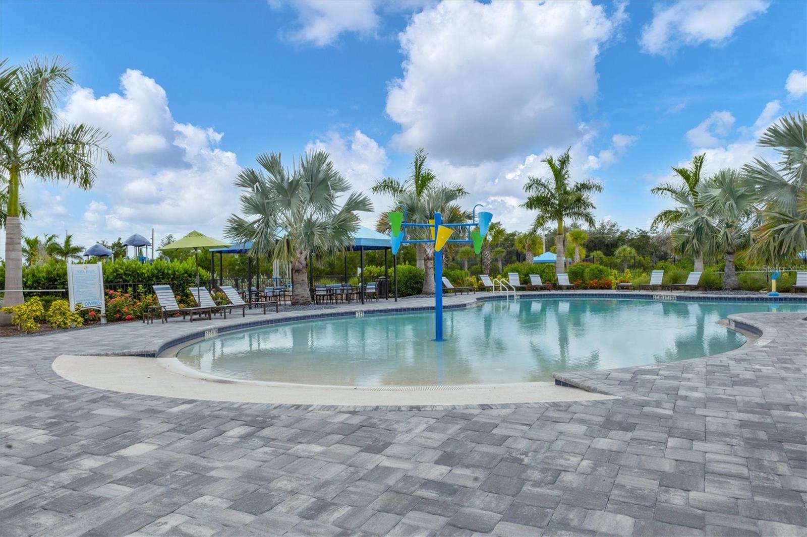 WINDWARD/LAKEWOOD RANCH PH 2 R - Residential