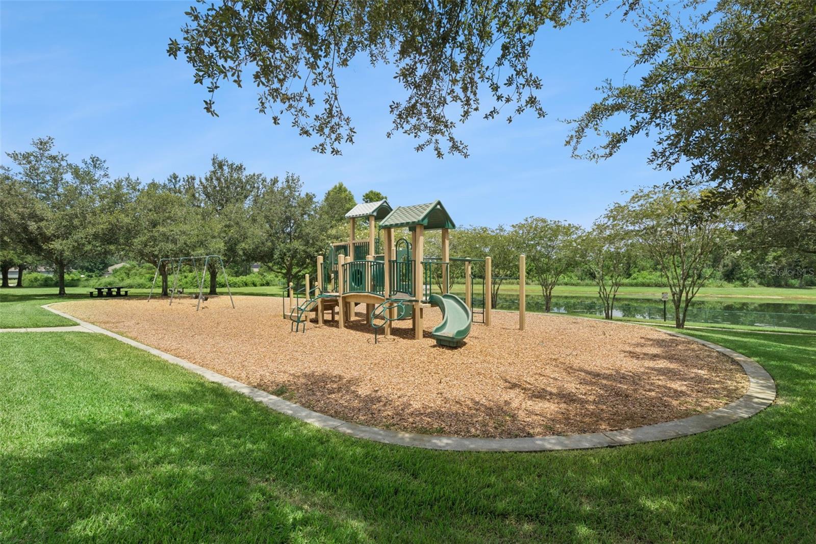 CARRIAGE POINTE A-I & L - Residential