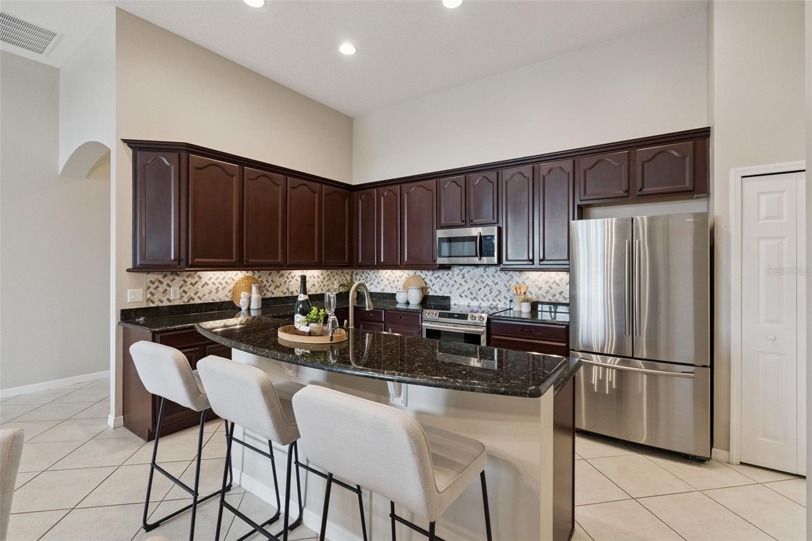 CARRIAGE POINTE A-I & L - Residential