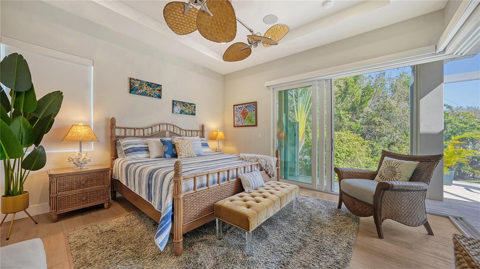 SIESTA BAYSIDE WATERSIDE WOOD - Residential