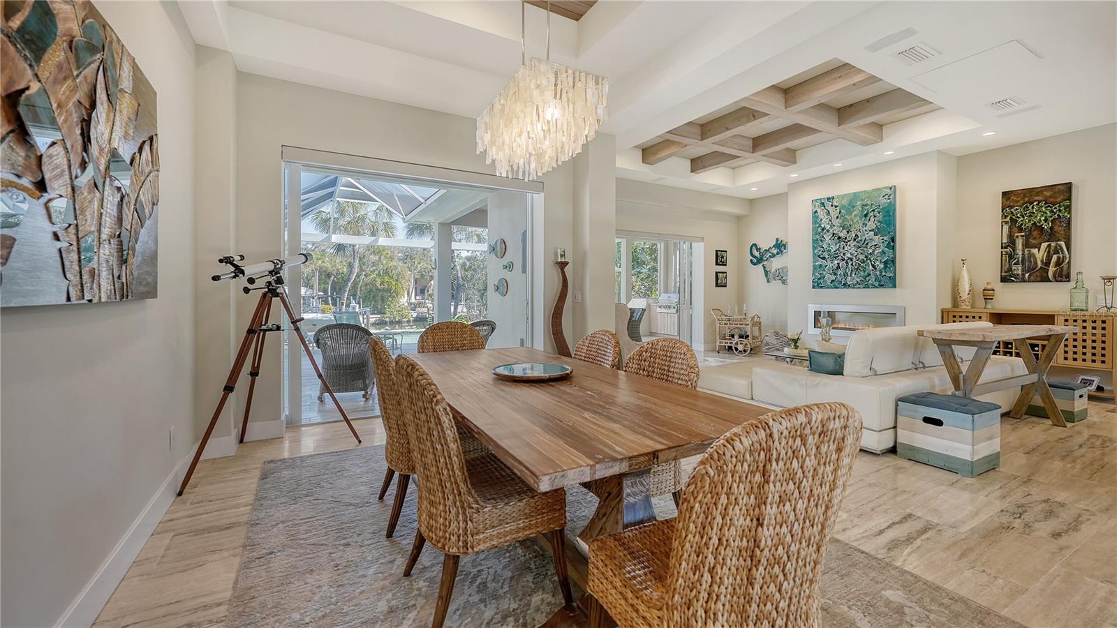 SIESTA BAYSIDE WATERSIDE WOOD - Residential