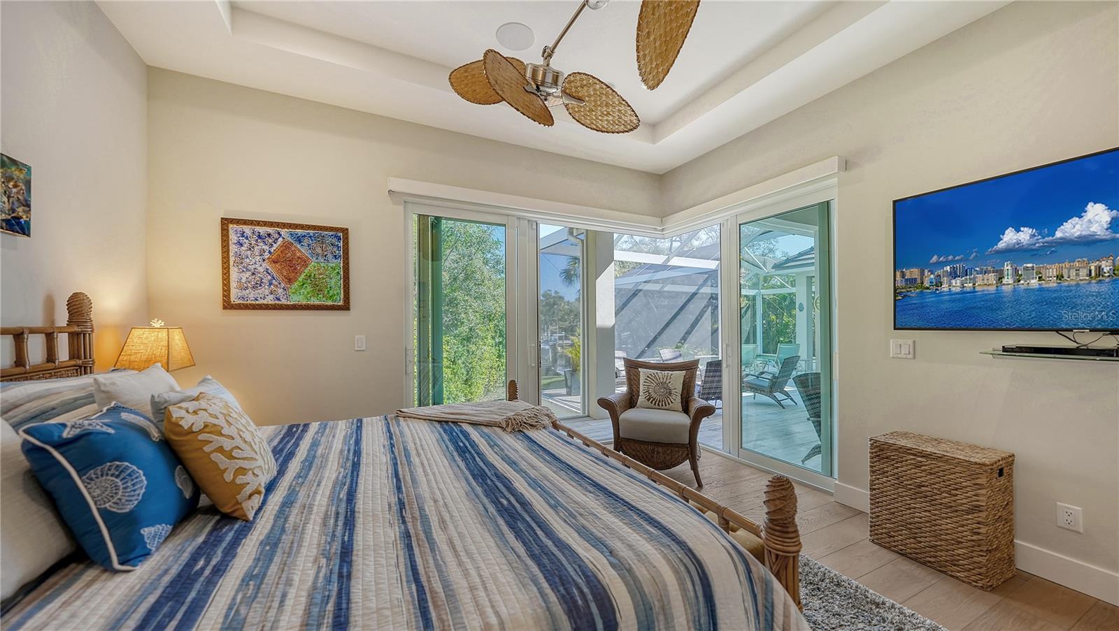 SIESTA BAYSIDE WATERSIDE WOOD - Residential