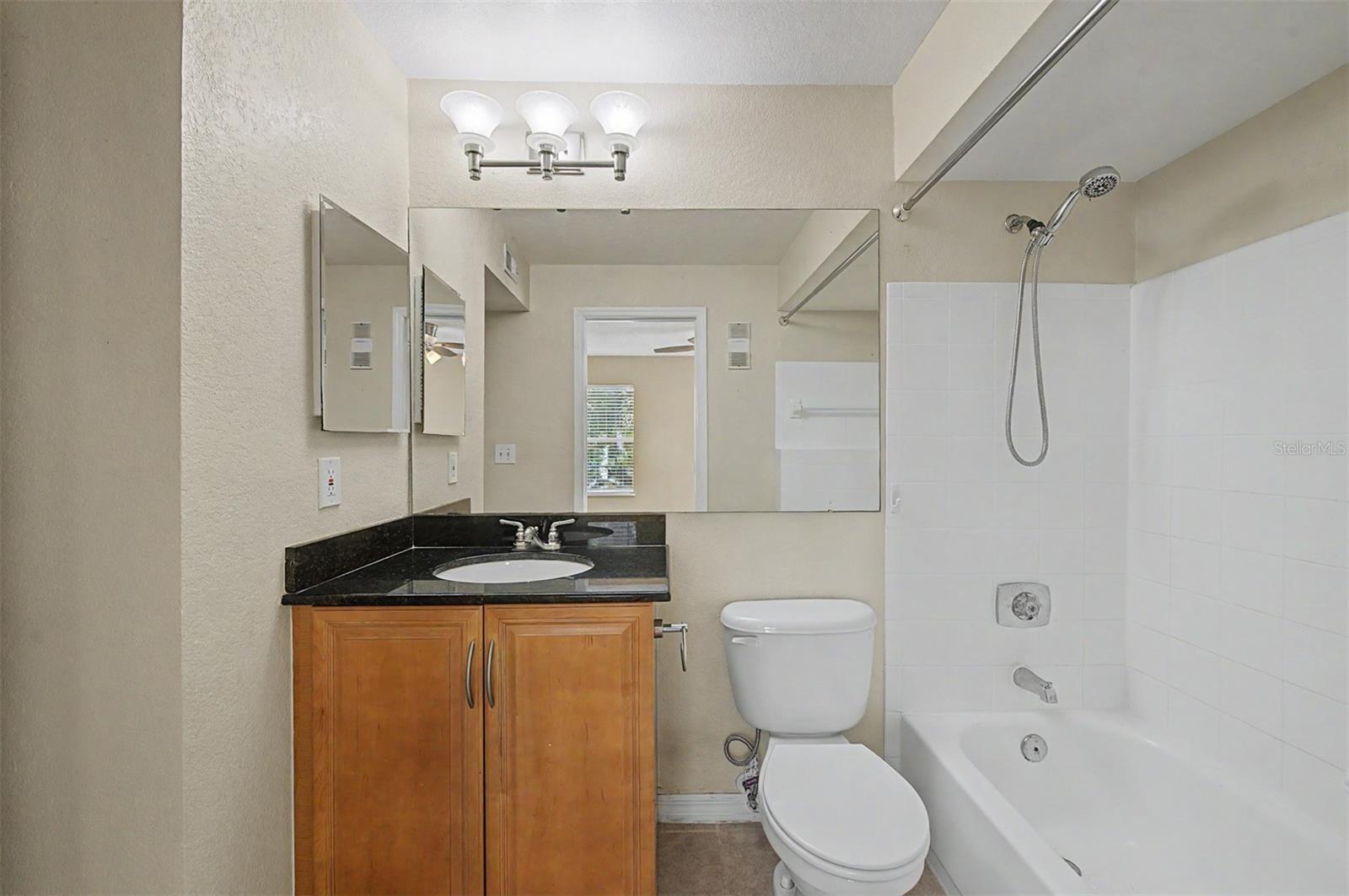 BENTLEY AT COBBS LANDING CONDO THE - Residential