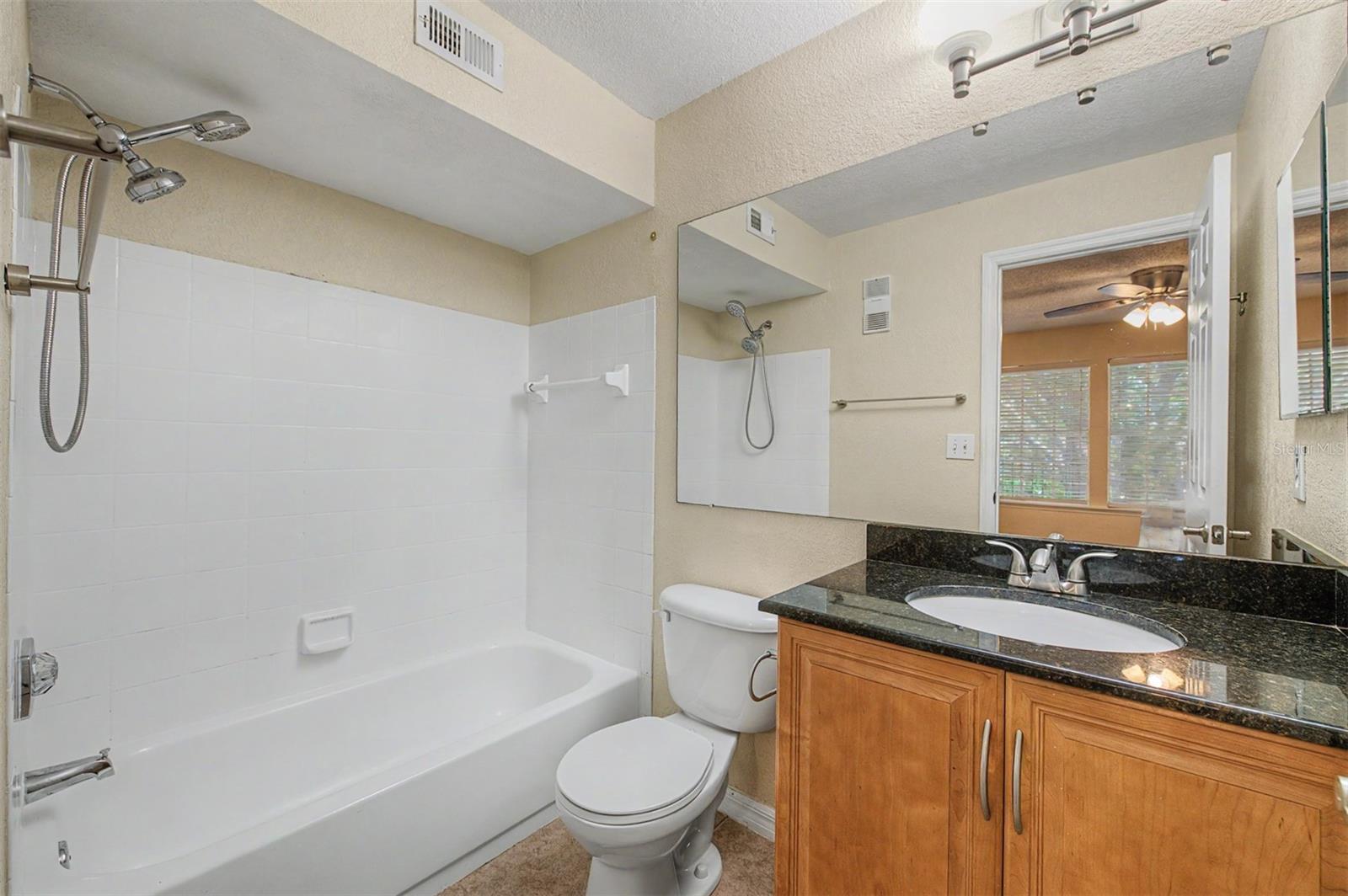 BENTLEY AT COBBS LANDING CONDO THE - Residential