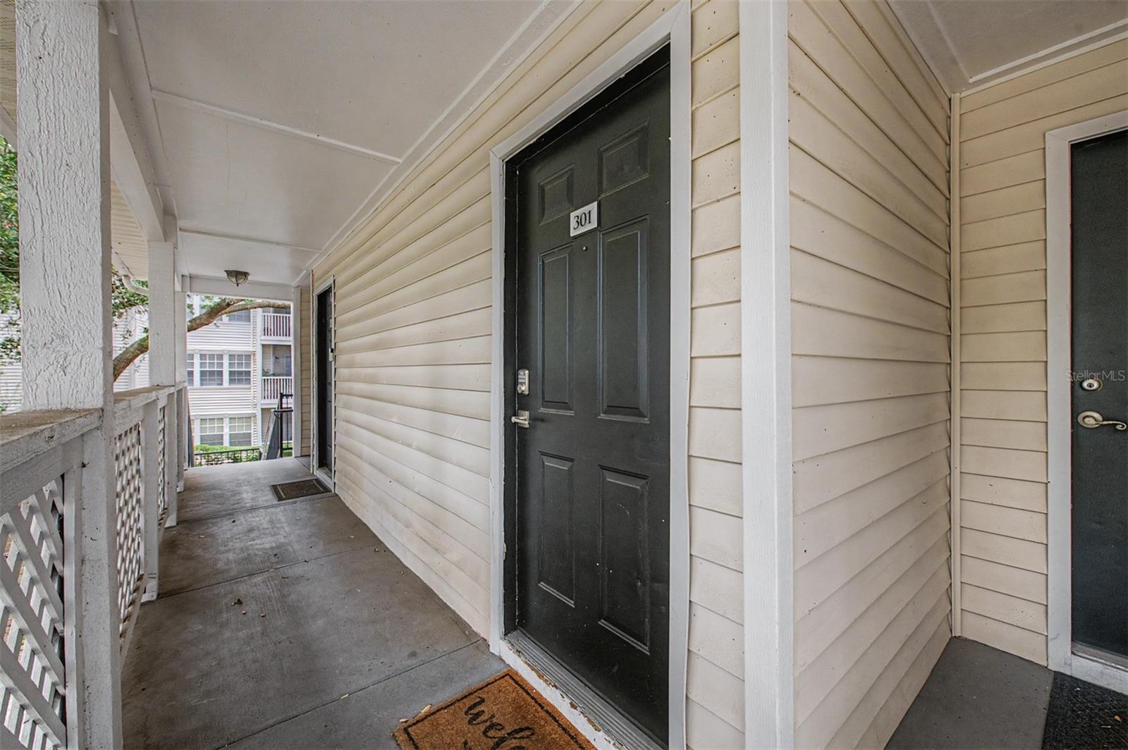 BENTLEY AT COBBS LANDING CONDO THE - Residential
