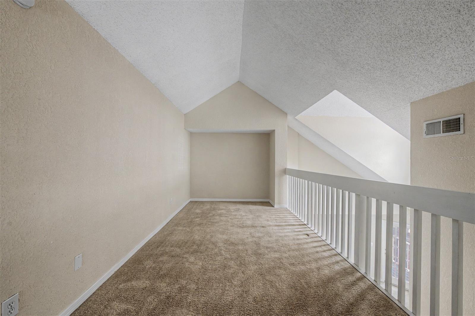 BENTLEY AT COBBS LANDING CONDO THE - Residential