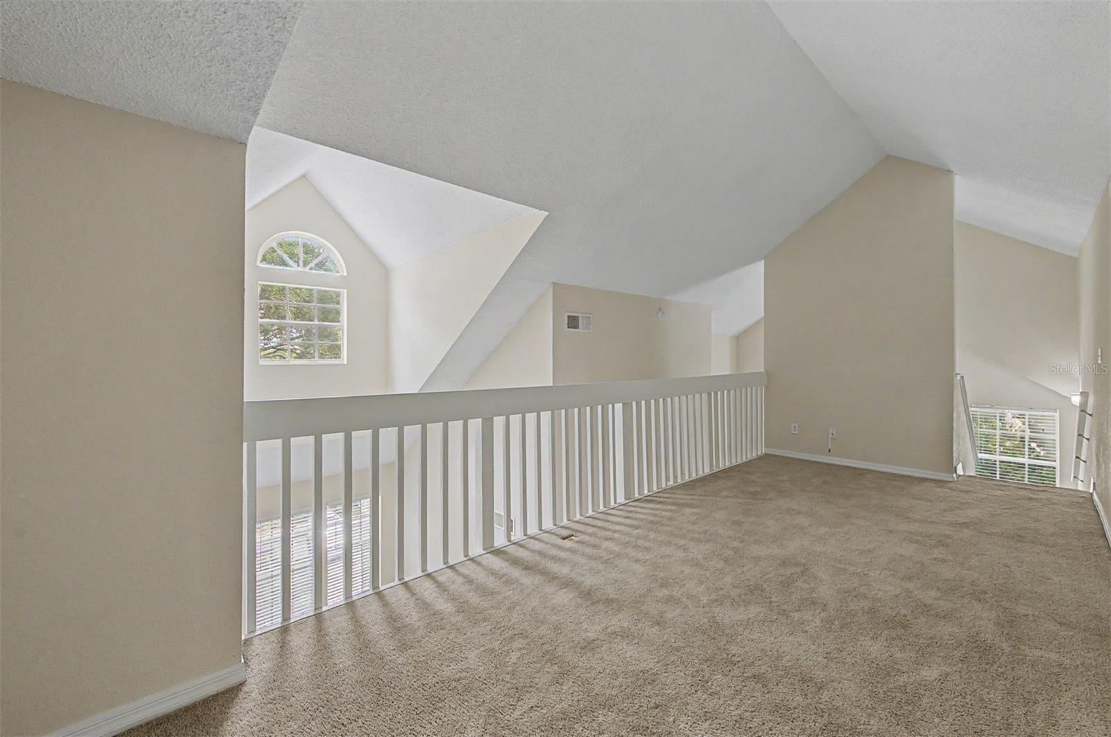 BENTLEY AT COBBS LANDING CONDO THE - Residential