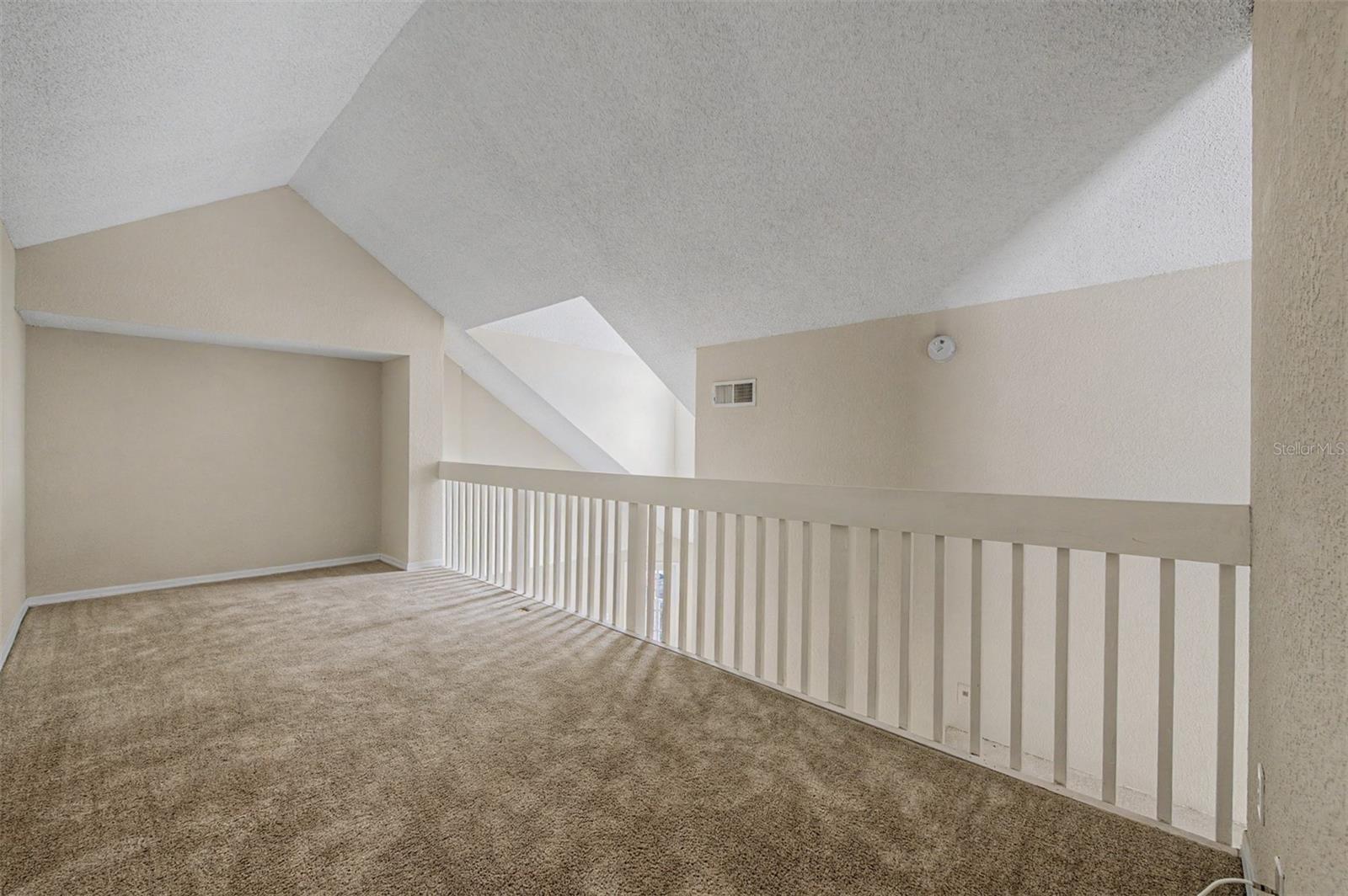 BENTLEY AT COBBS LANDING CONDO THE - Residential