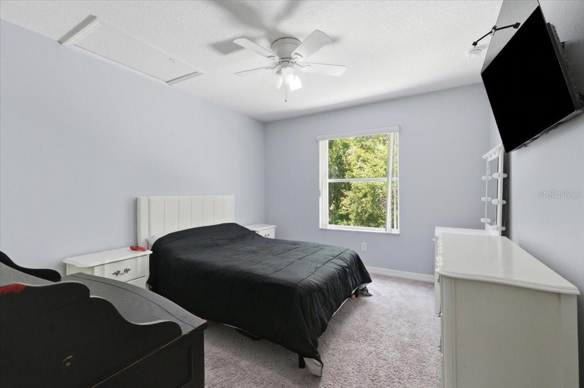 DONEGAN TWNHMS - Residential