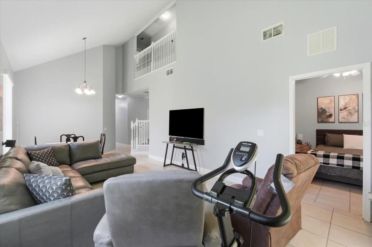 DONEGAN TWNHMS - Residential
