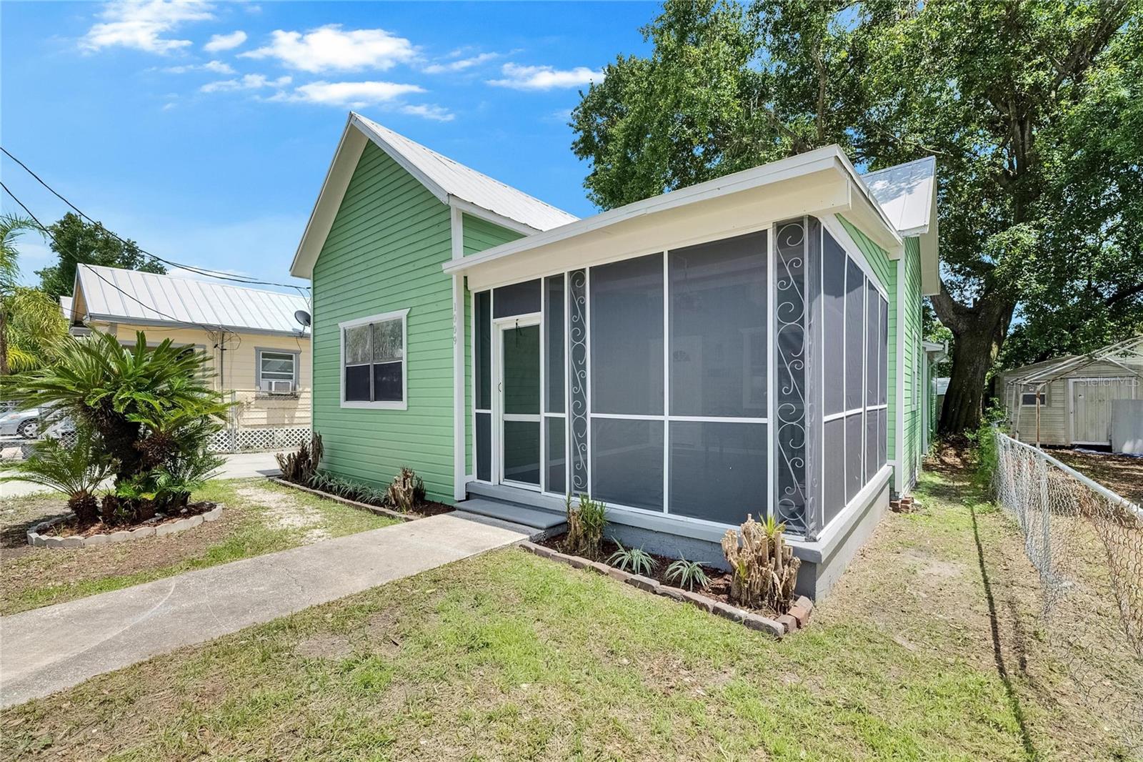 MERRIAMS - Residential