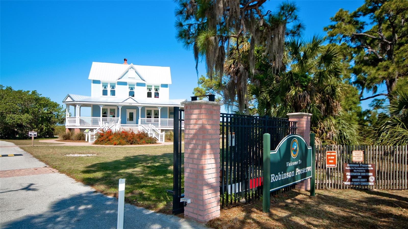 VILLAGE GREEN OF BRADENTON SEC 5 - Residential