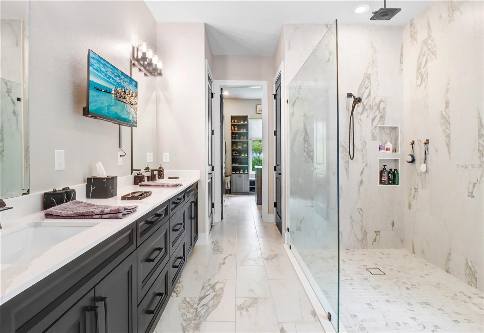 ANDALUCIA - Residential