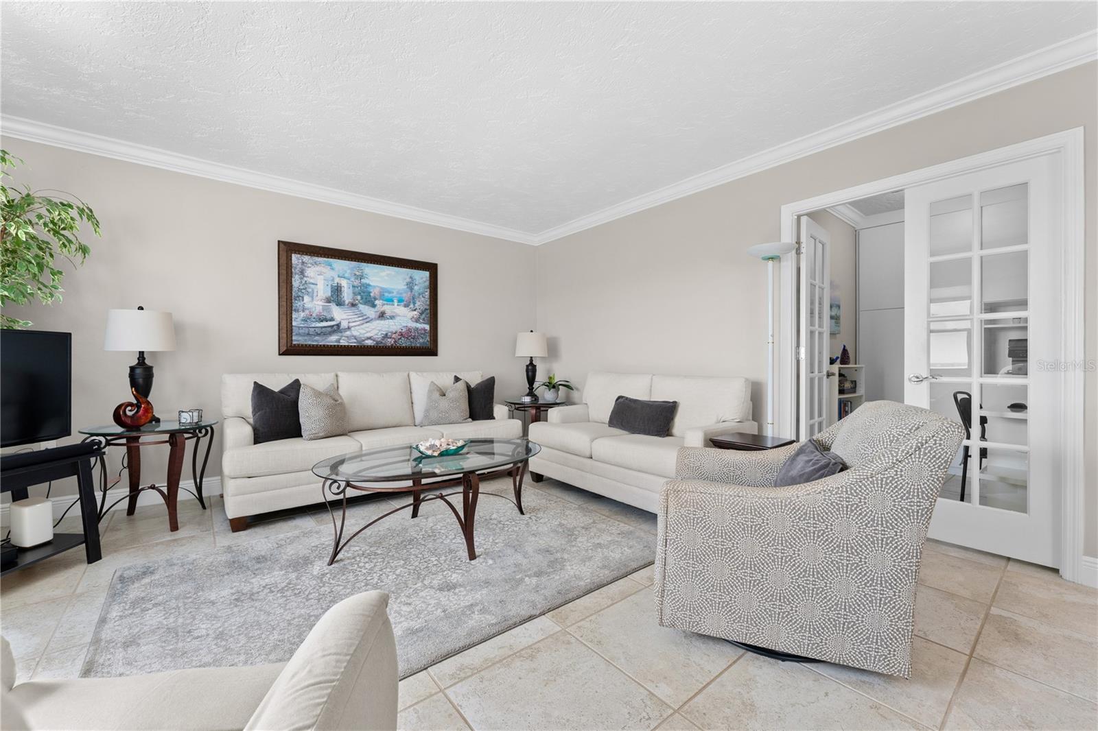 LIDO REGENCY - Residential