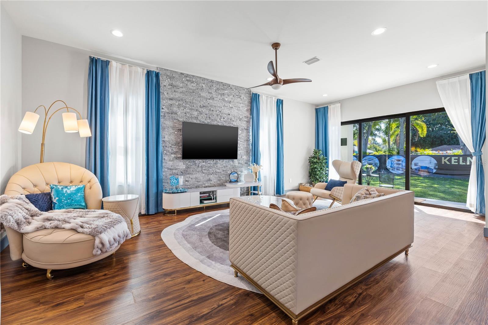 PASADENA ESTATES SEC C - Residential