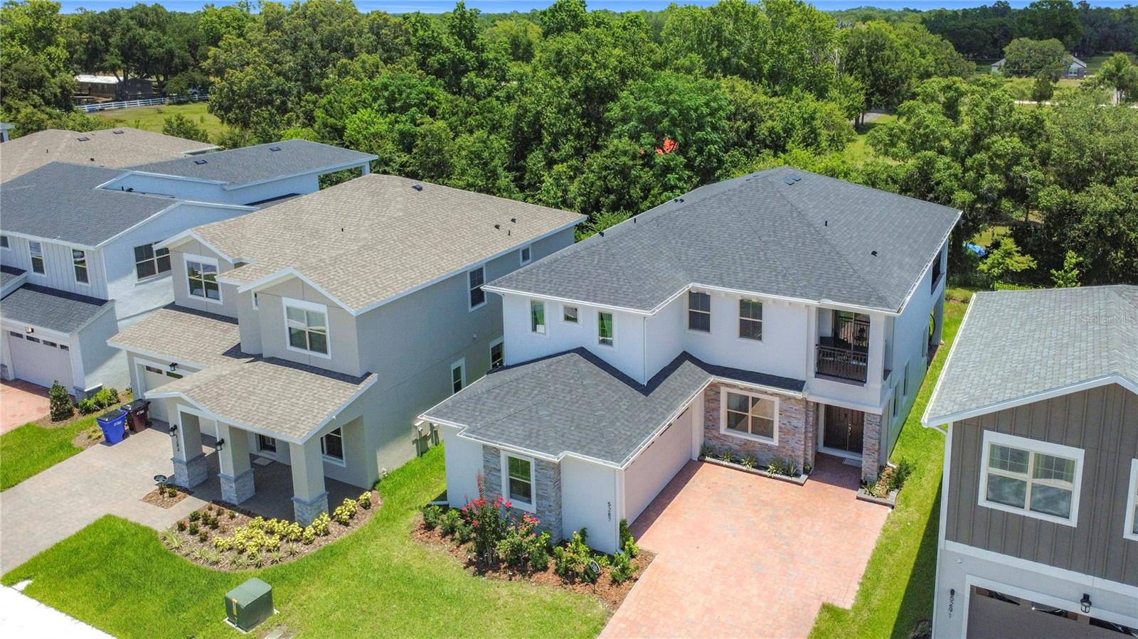 TWIN LAKES PH 8 - Residential Lease