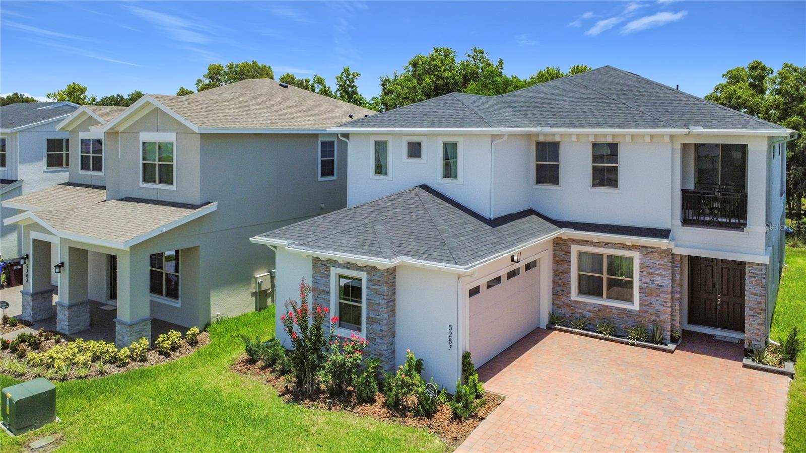 TWIN LAKES PH 8 - Residential Lease