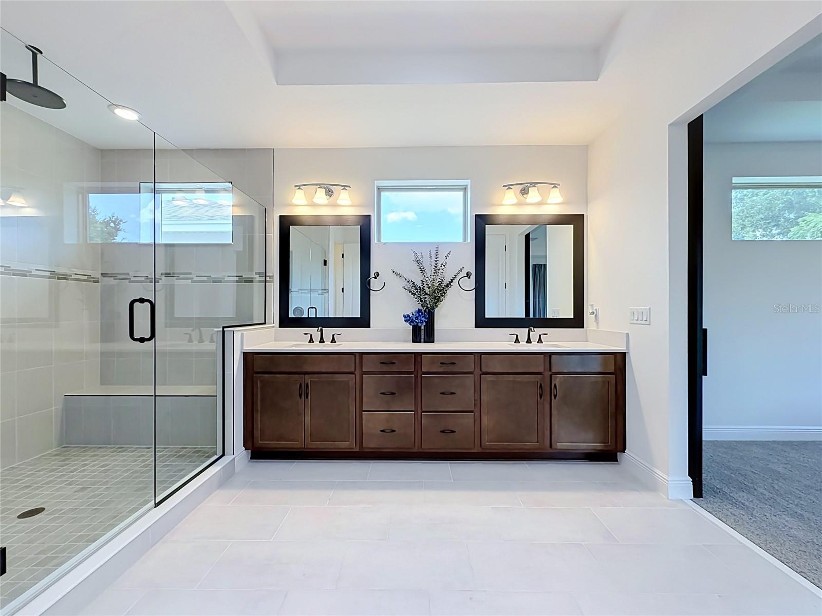 TWIN LAKES PH 8 - Residential Lease