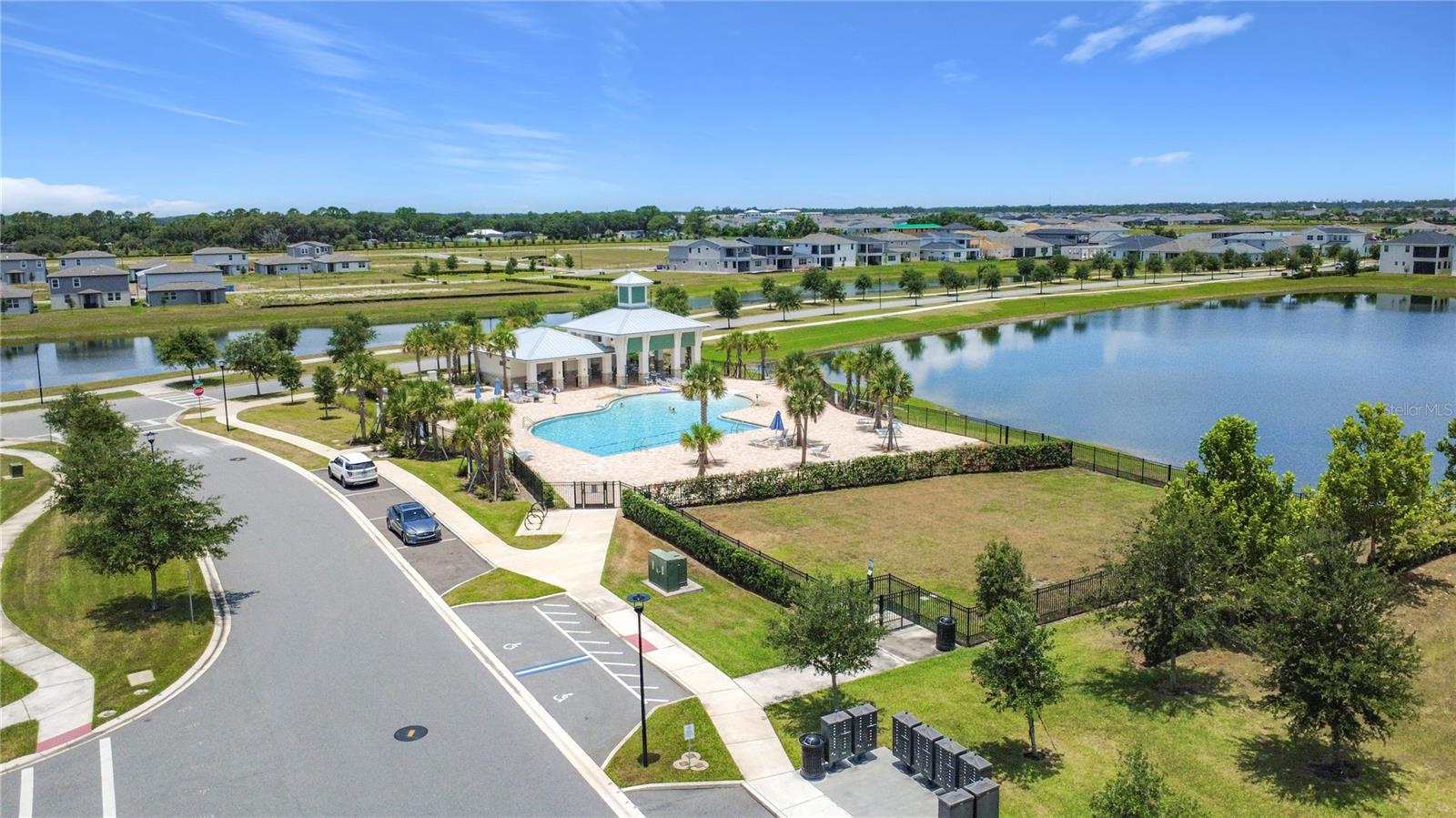 TWIN LAKES PH 8 - Residential Lease