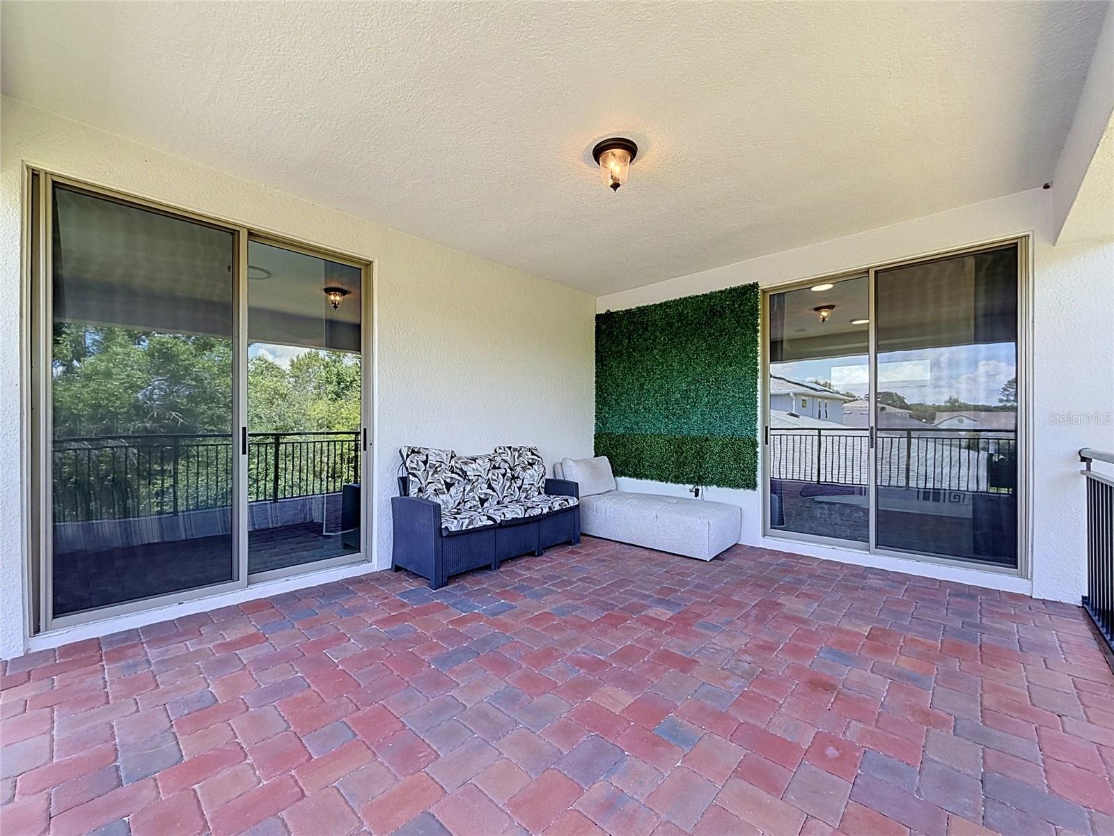 TWIN LAKES PH 8 - Residential Lease