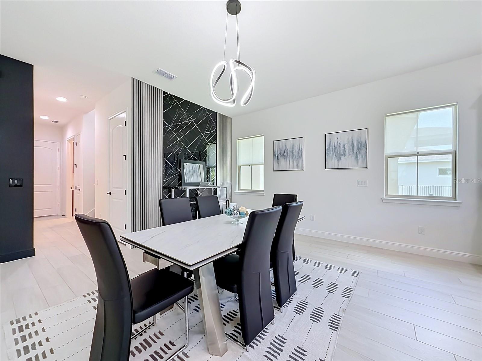 TWIN LAKES PH 8 - Residential Lease