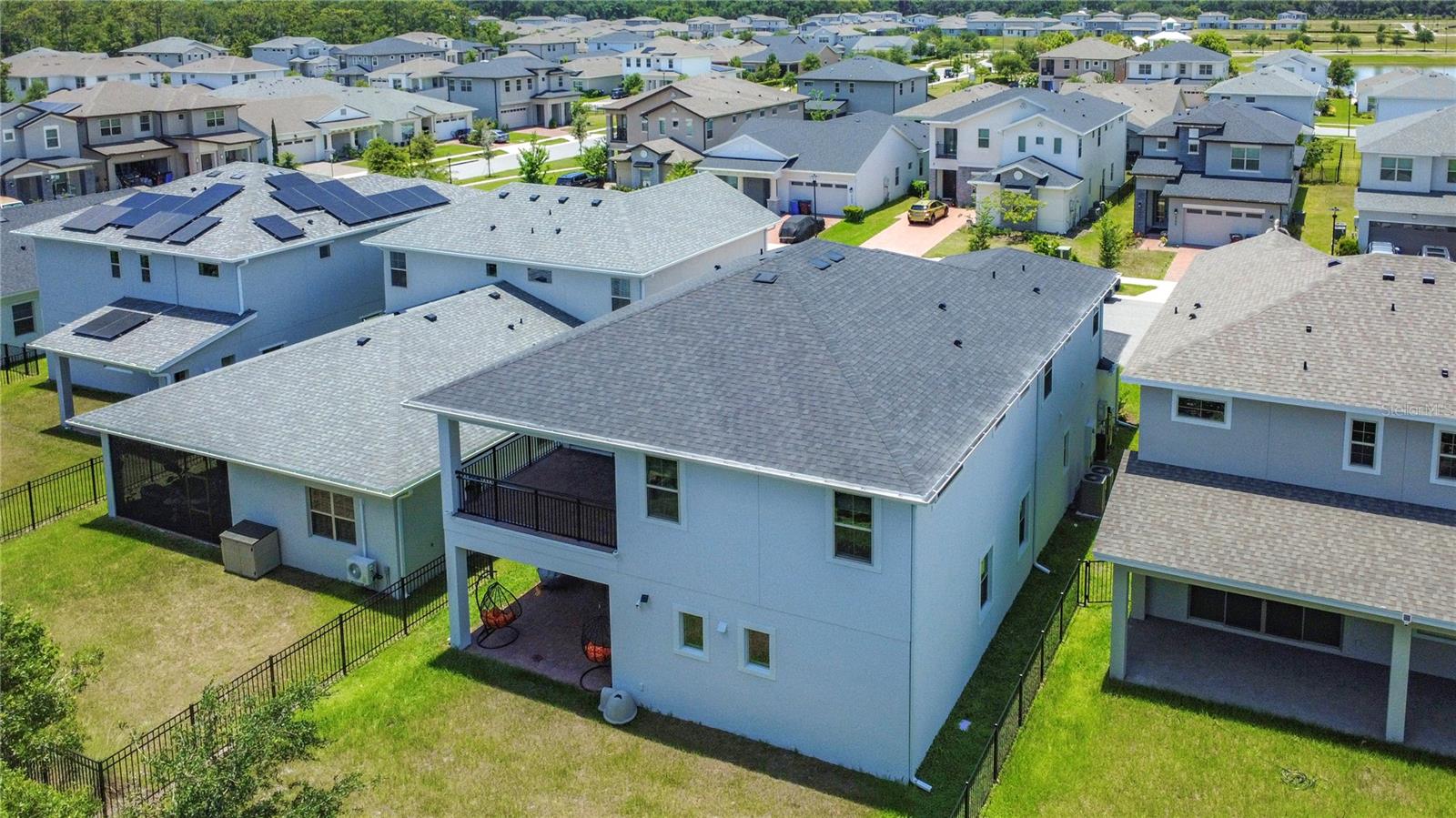 TWIN LAKES PH 8 - Residential Lease