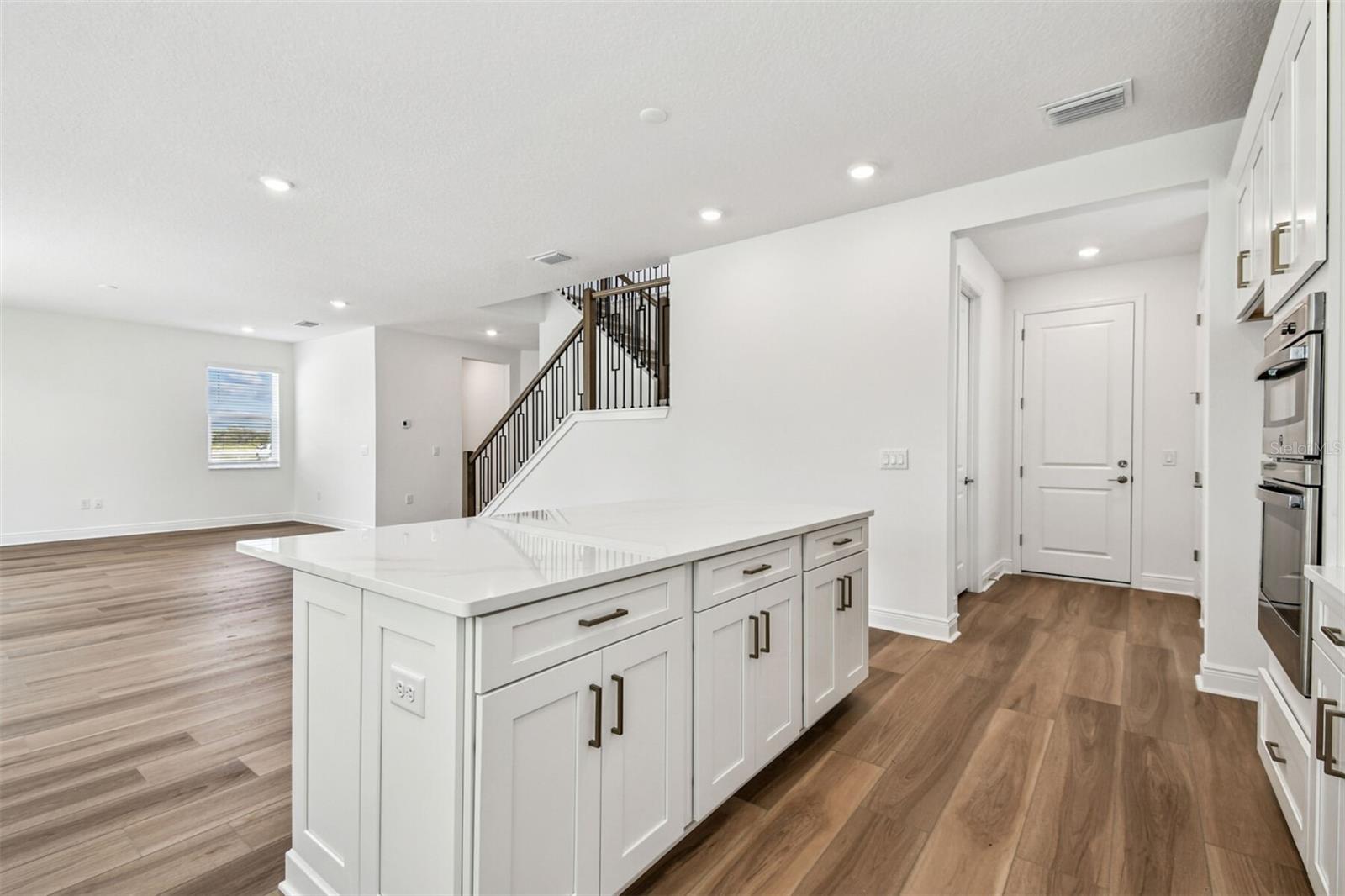 HAWKSTONE - Residential
