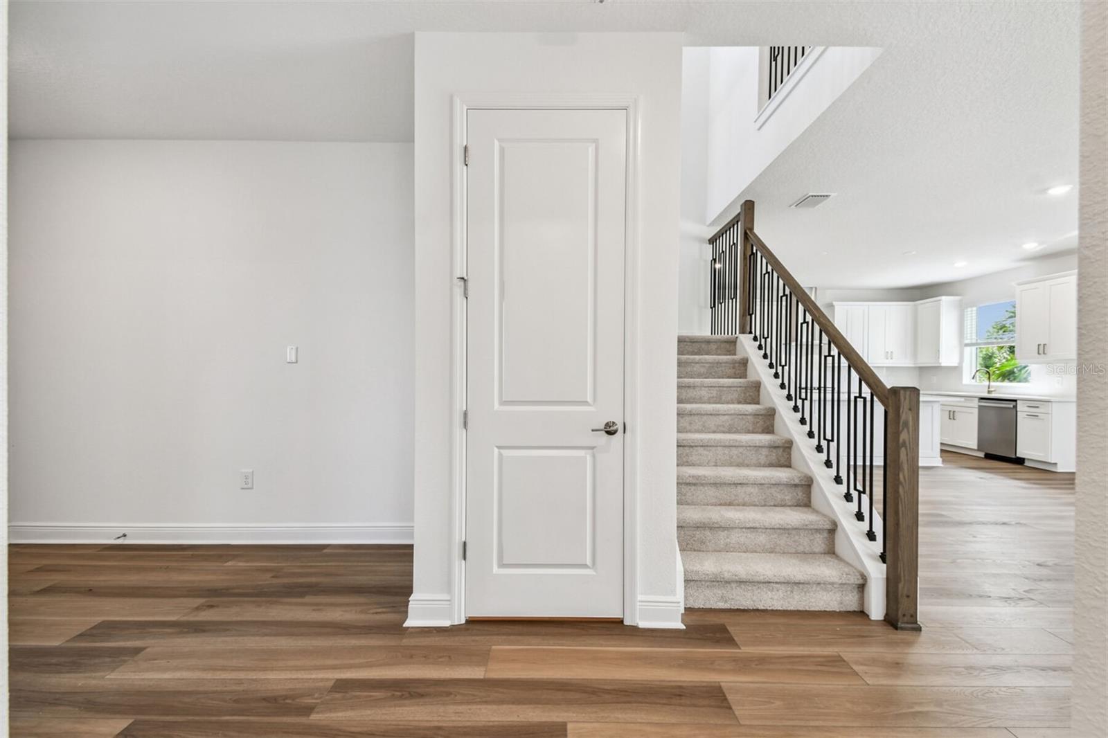 HAWKSTONE - Residential