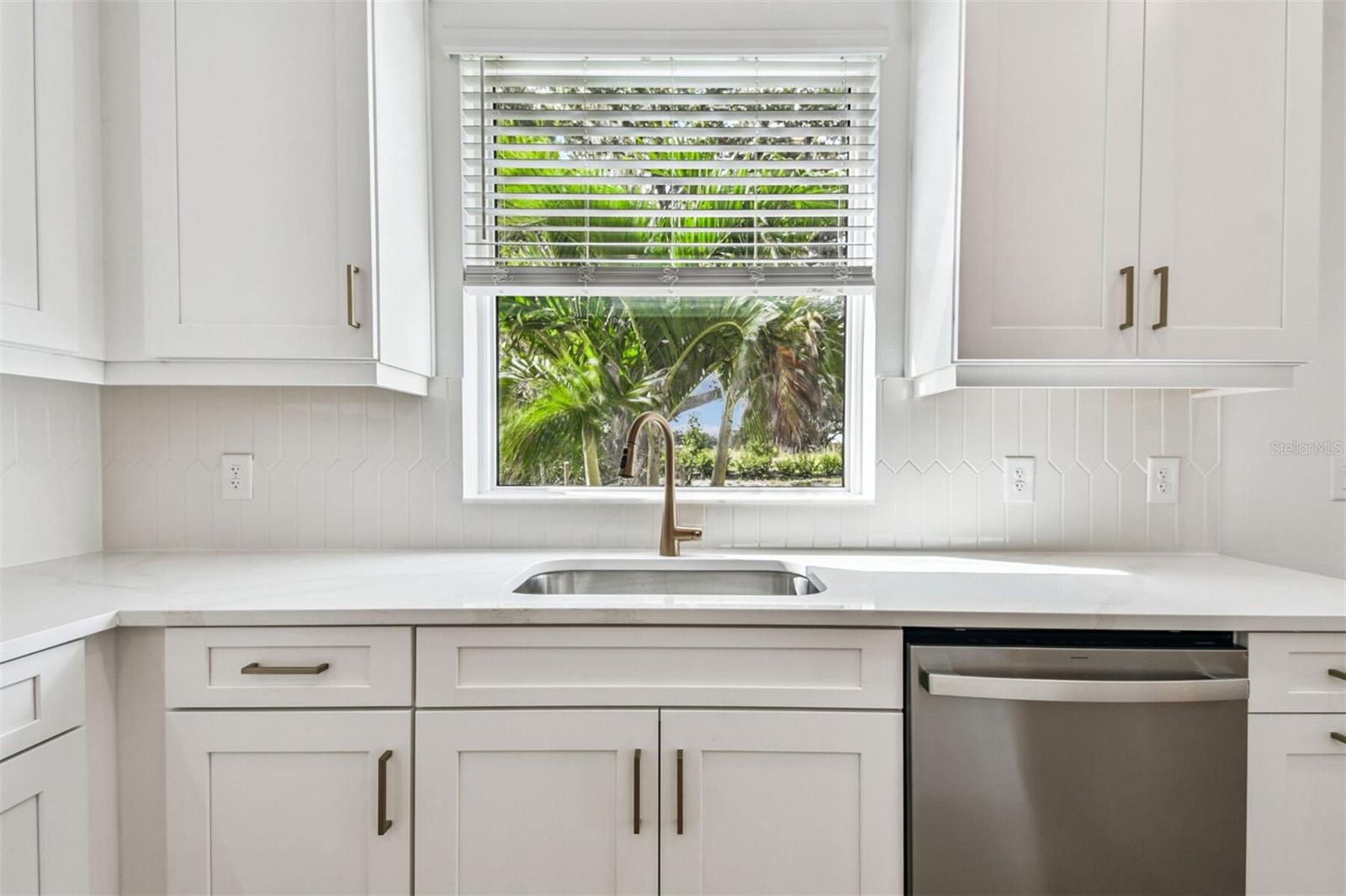 HAWKSTONE - Residential