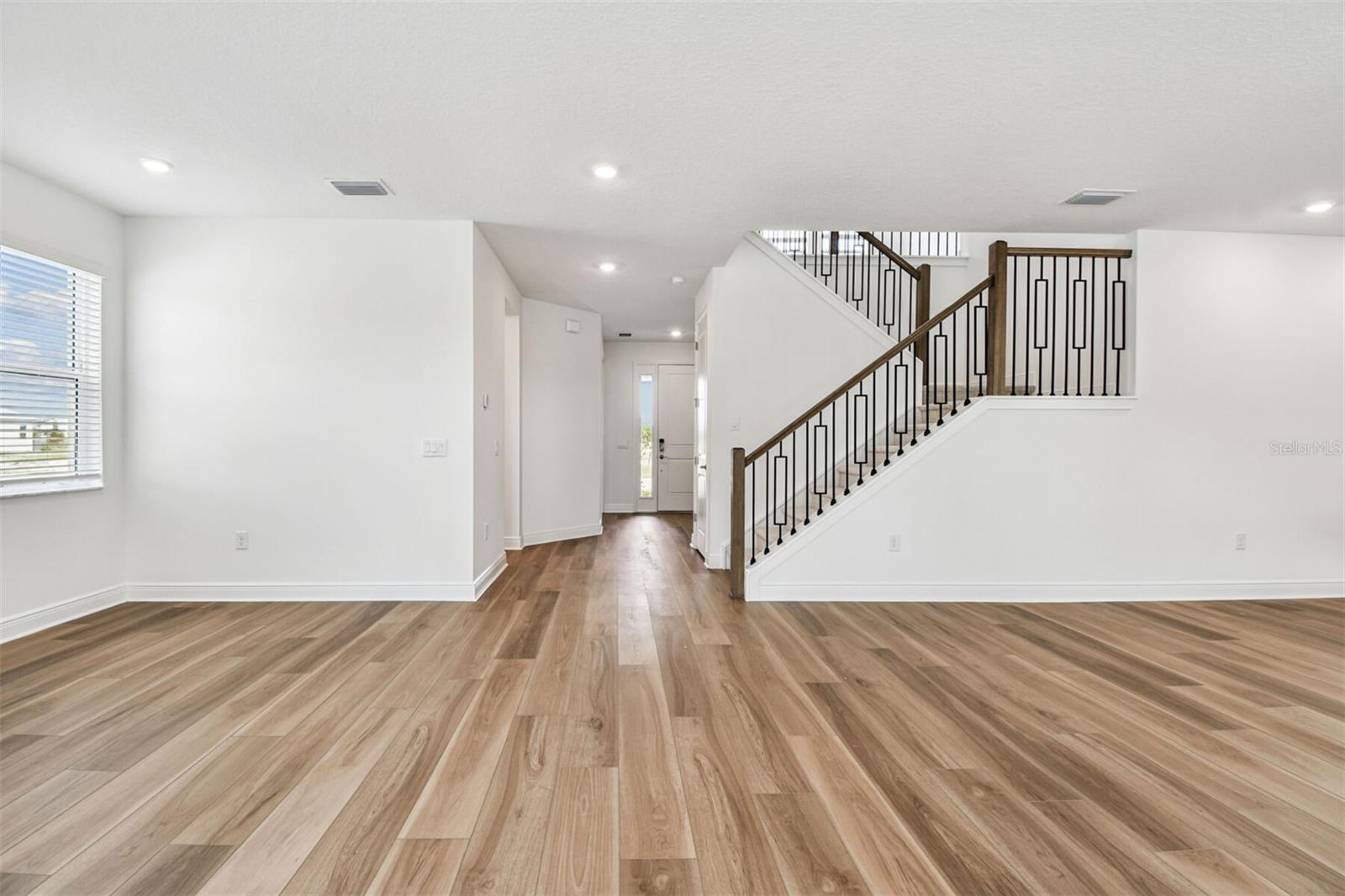 HAWKSTONE - Residential