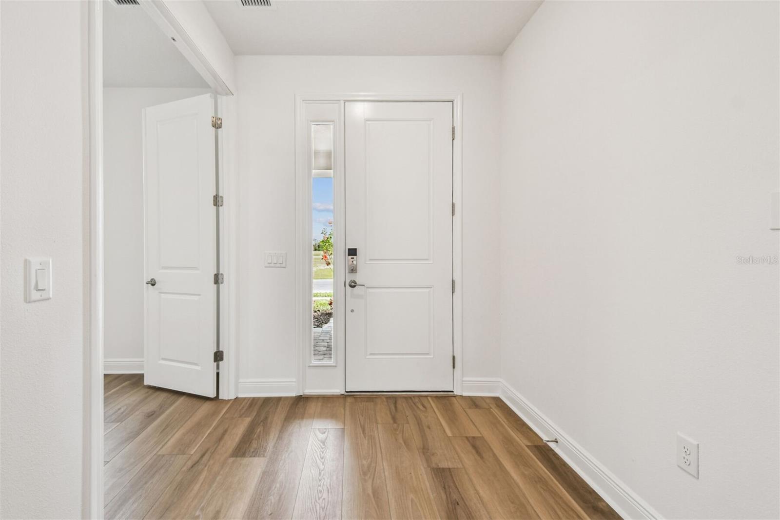 HAWKSTONE - Residential