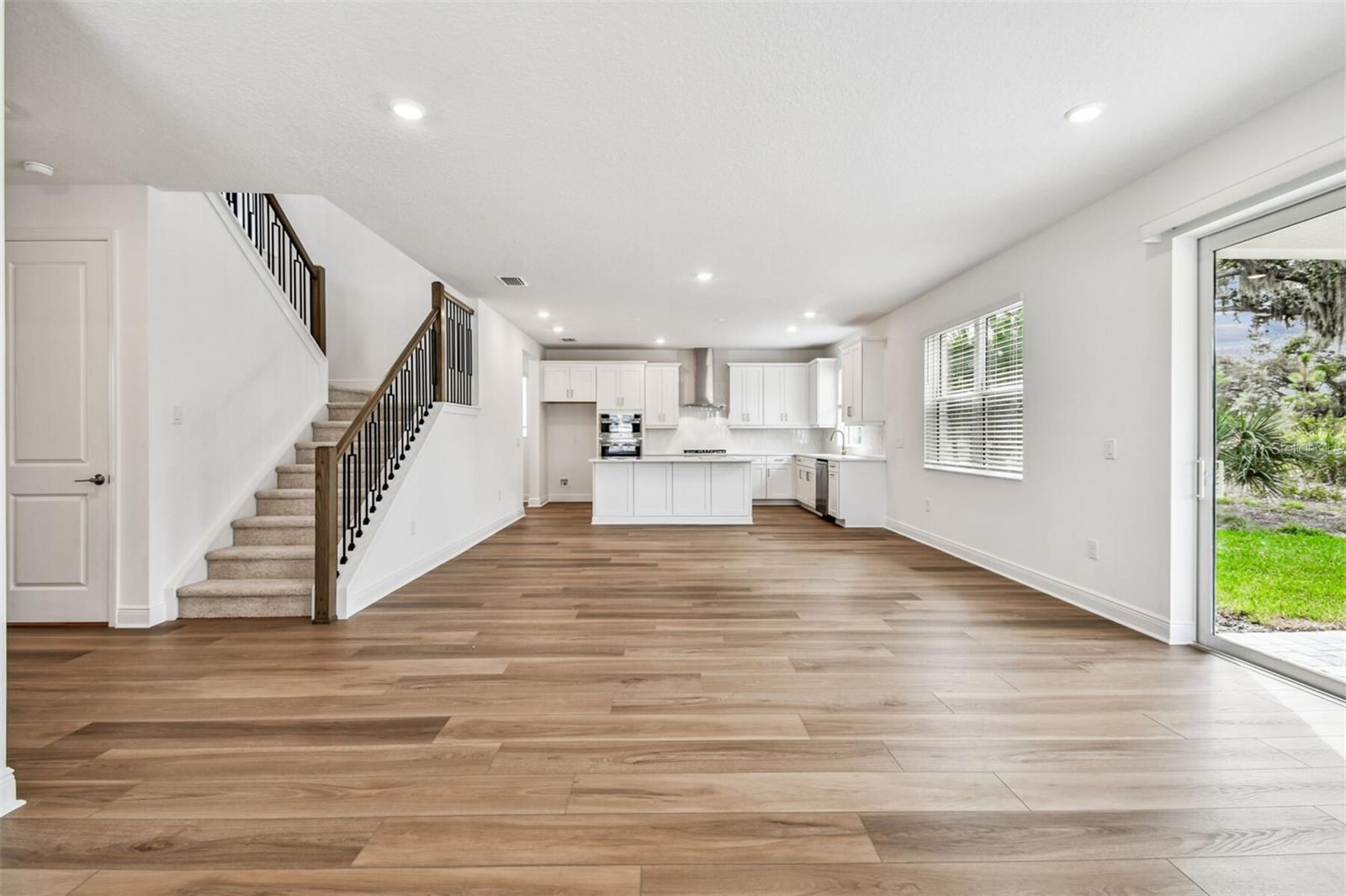 HAWKSTONE - Residential
