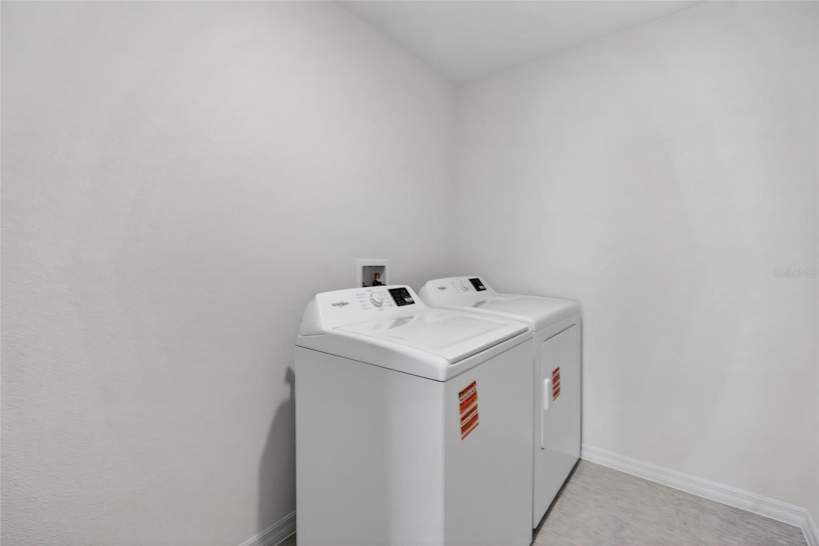 MARION OAKS UNIT 4 - Residential Lease
