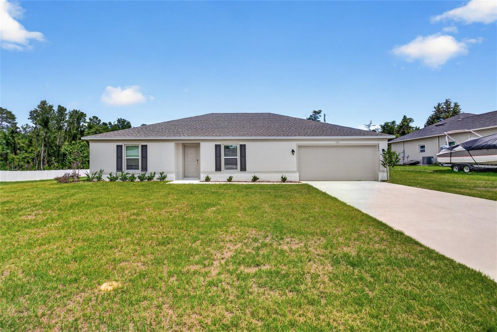 MARION OAKS UNIT 4 - Residential Lease