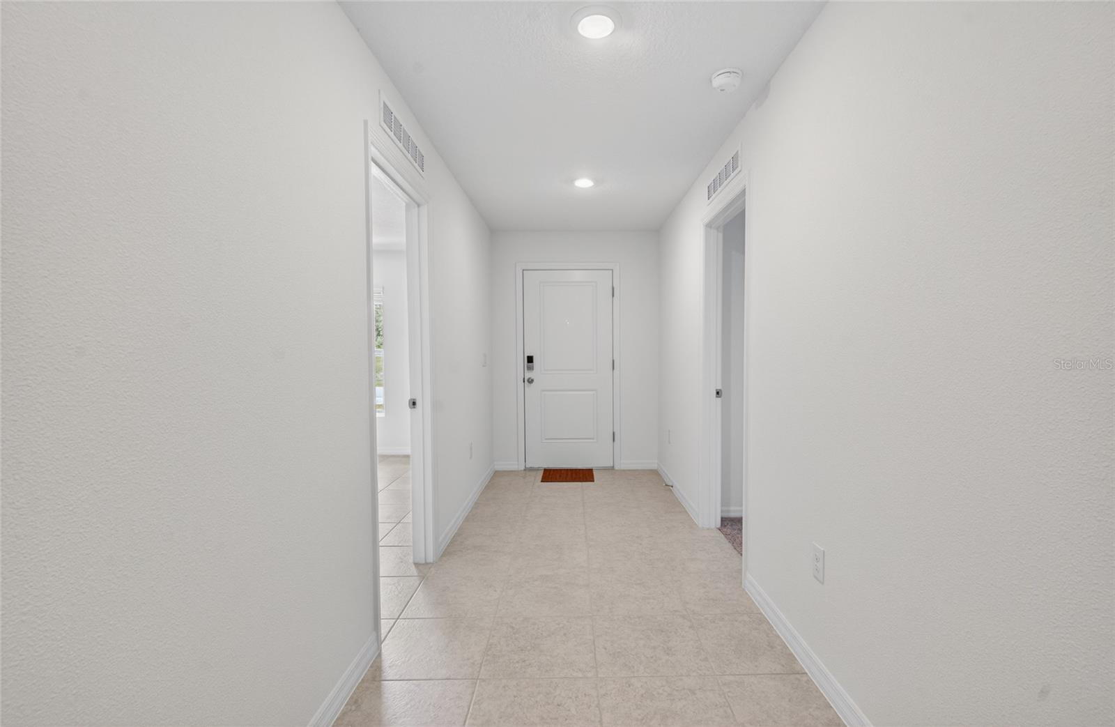 MARION OAKS UNIT 4 - Residential Lease