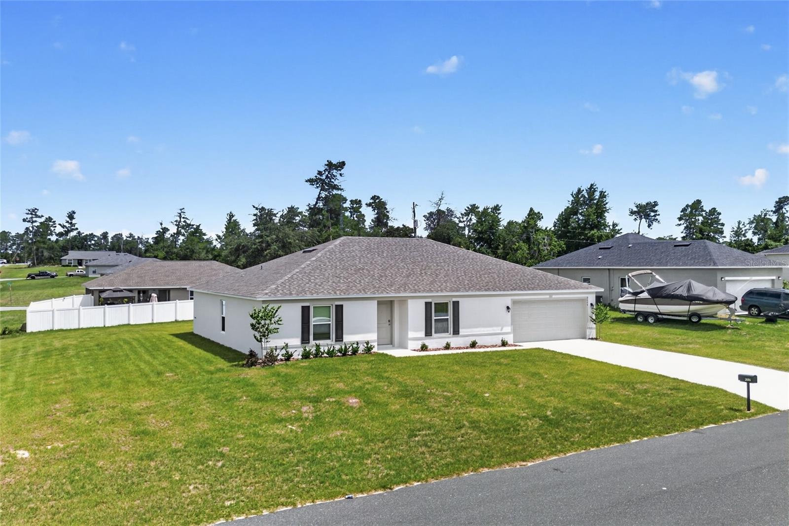 MARION OAKS UNIT 4 - Residential Lease