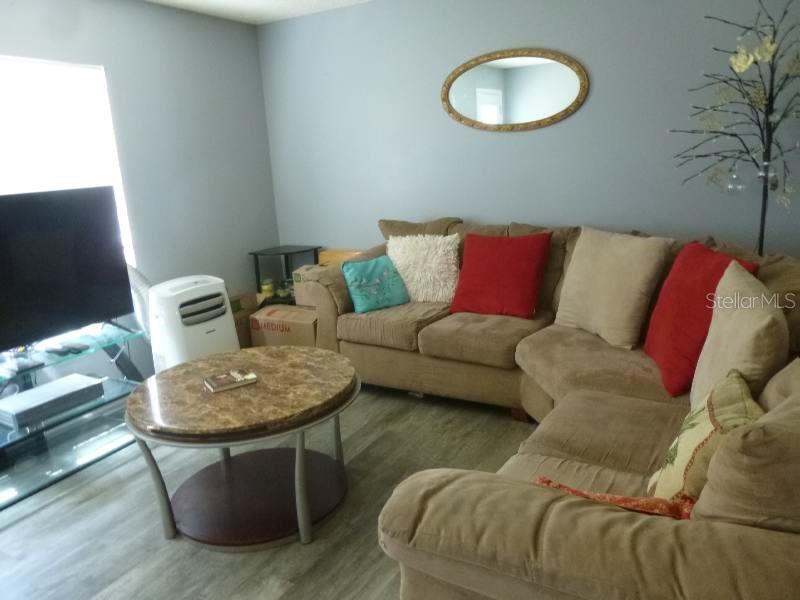 SUN RAY HOMES - Residential