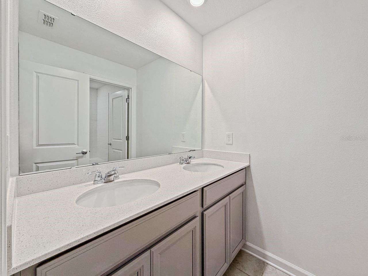 GREATER LAKES PH 4 - Residential