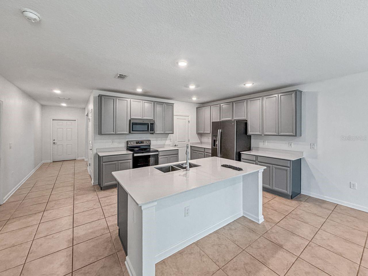 GREATER LAKES PH 4 - Residential